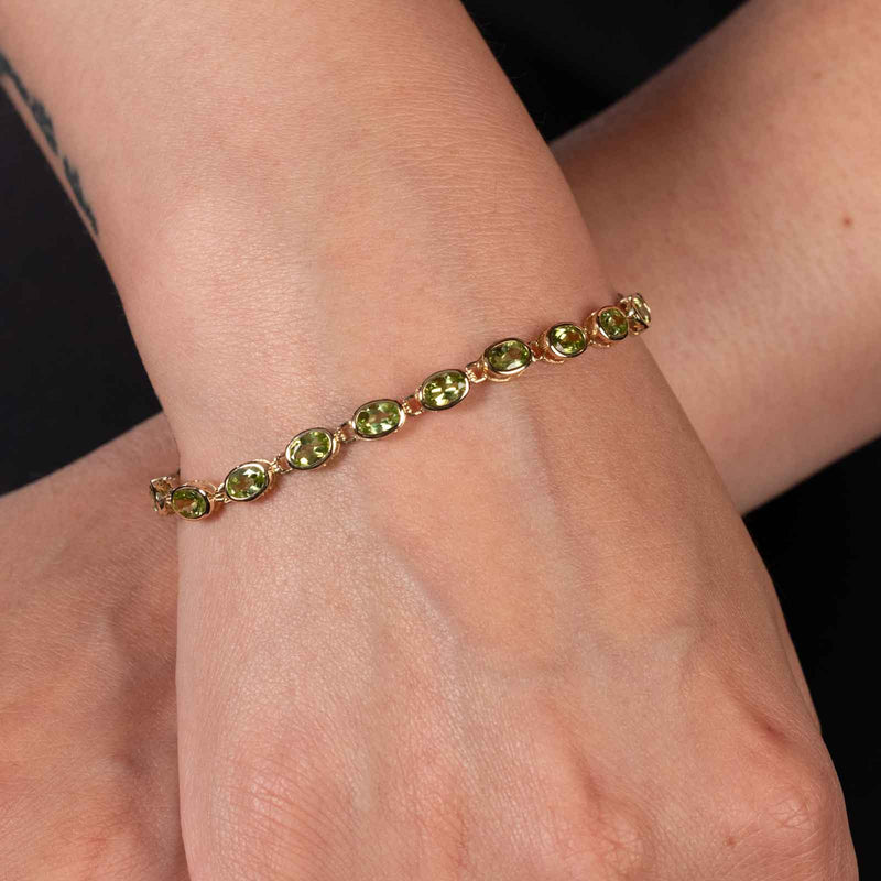 Oval Peridot Gemstone Bracelet, 14K Yellow Gold