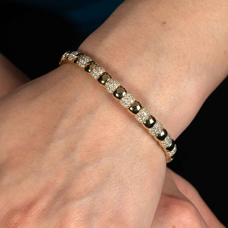 Alternating Pavé Diamond Stretch Bracelet, 2.50 Carats, 14K Yellow Gold