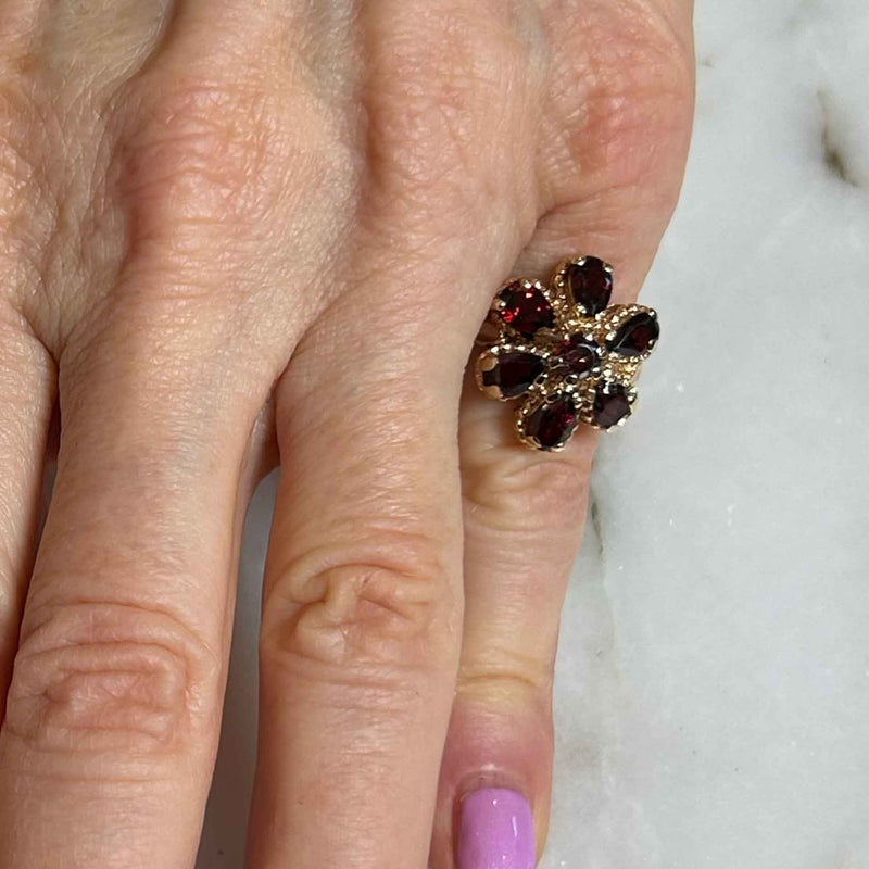 Pre-Owned Garnet Flower Design Ring, 14K Yellow Gold