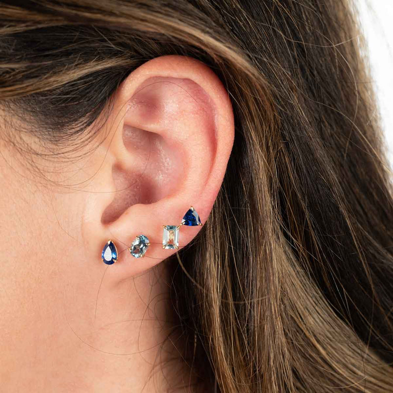 Single Oval Aquamarine Stud, .47 Carat, 14K Yellow Gold